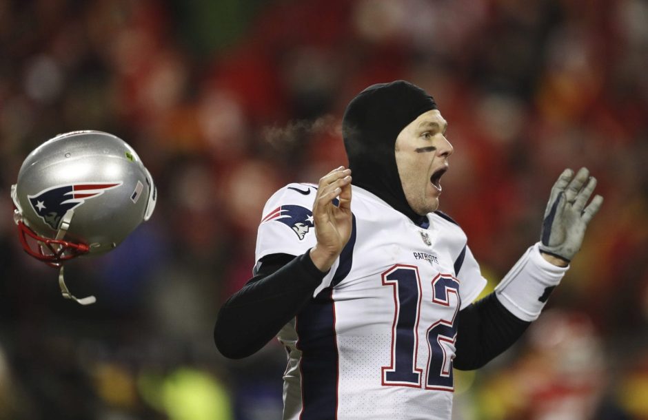 Platz 4Spieler: Tom Brady
Team: New England Patriots
Position: Quarterback
Gehalt- und Bonuszahlungen: 23 Millionen US-Dollar
Werbeeinnahmen: 12 Millionen US-Dollar
Gesamtsumme: 35 Millionen US-Dollar
Foto: Jeff Roberson/AP/dpa