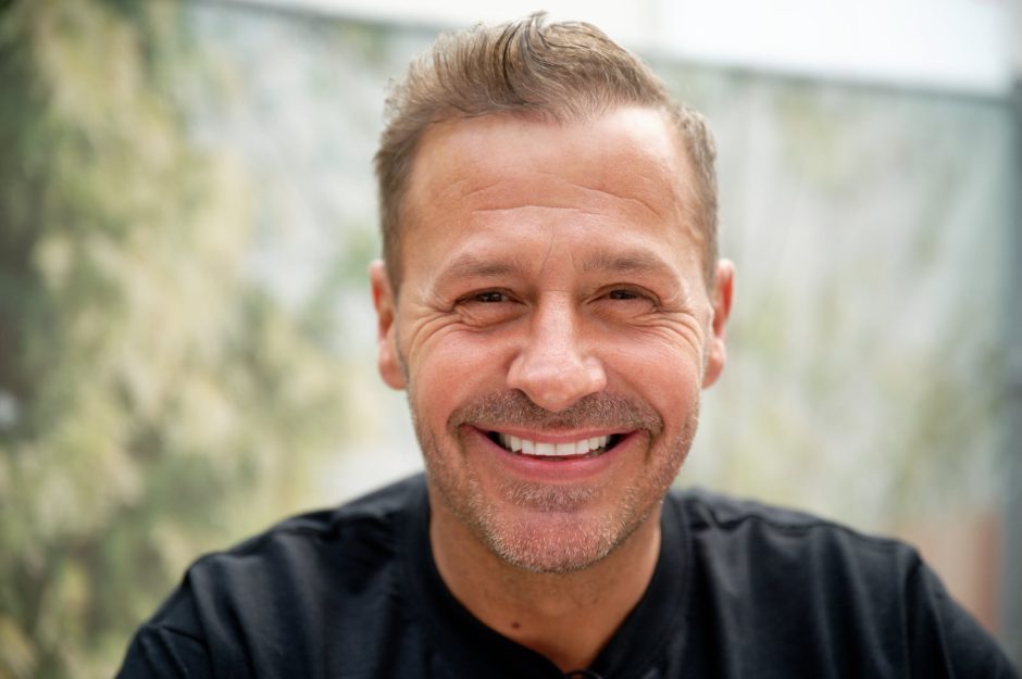 Kandidat: Schlagersänger und Reality-TV-Star Willi Herren
Staffel: 2 (2004)
Platzierung: 3. Platz
Gestorben am: 20. April 2021 im Alter von 45 Jahren 
Todesursache: Überdosis?Foto: Henning Kaiser/dpa