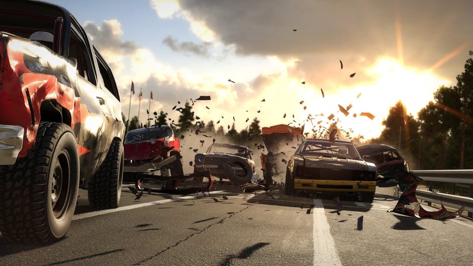 Wreckfest ist perfekt für alle Freunde zünftiger Autoschlachten wie "Destruction Derby". Zudem darf man auch auf einem Sofa fahren. (Steam-Link) Foto: THQ Nordic