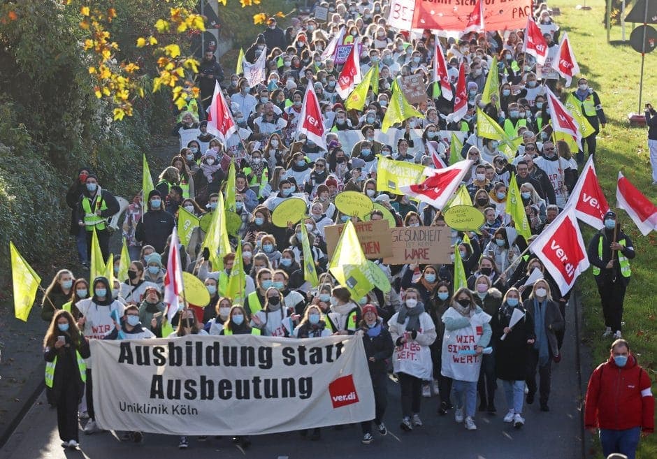 Warnstreiks von Pflegekräften in Köln