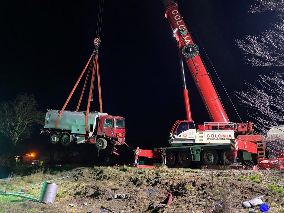 A57 Unfall Tanklastzug Bergung