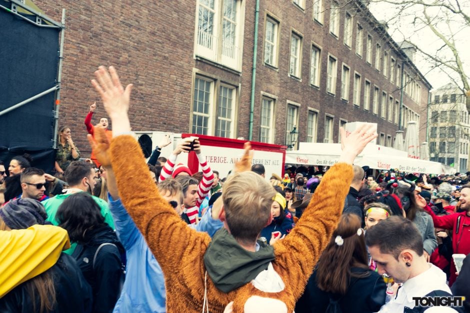 Karneval in Düsseldorf: Altweiber Alte Kämmerei