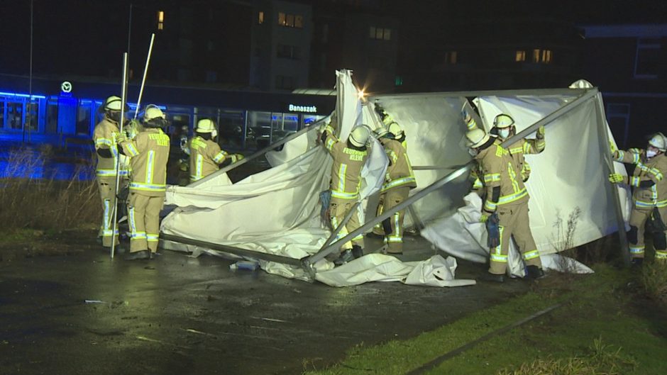 Sturm zerstört Corona-Teststation in Kleve