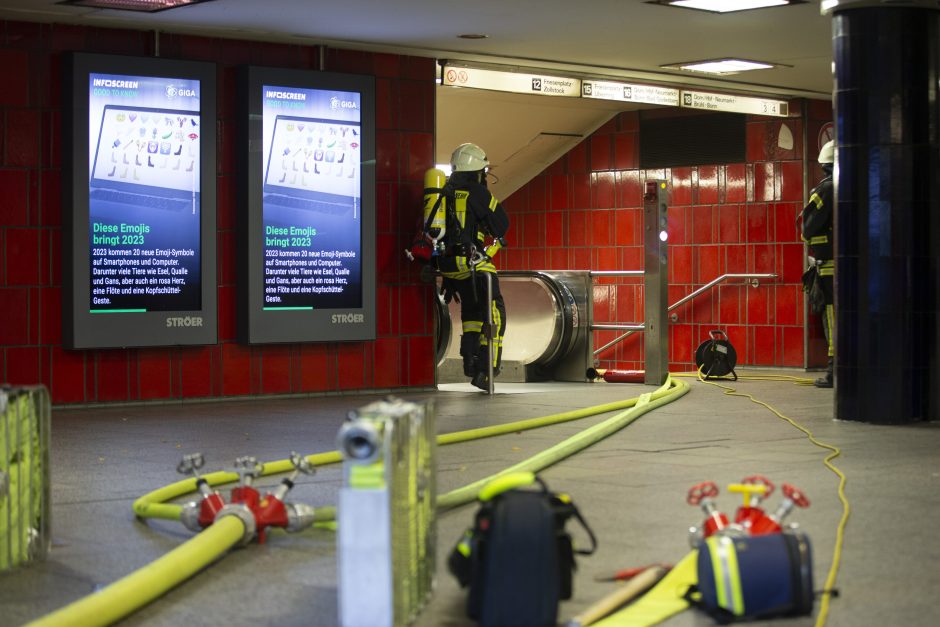 Brand in der U-Bahnstation Ebertplatz in Köln