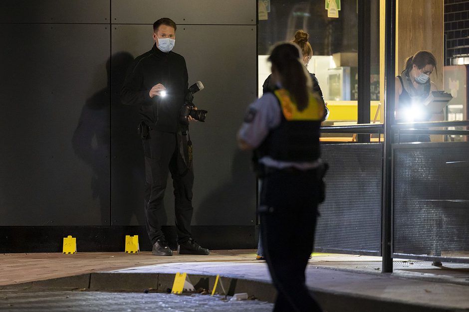 Schüsse vor Fast-Food-Restaurant in Oberhausen - drei Verletzte