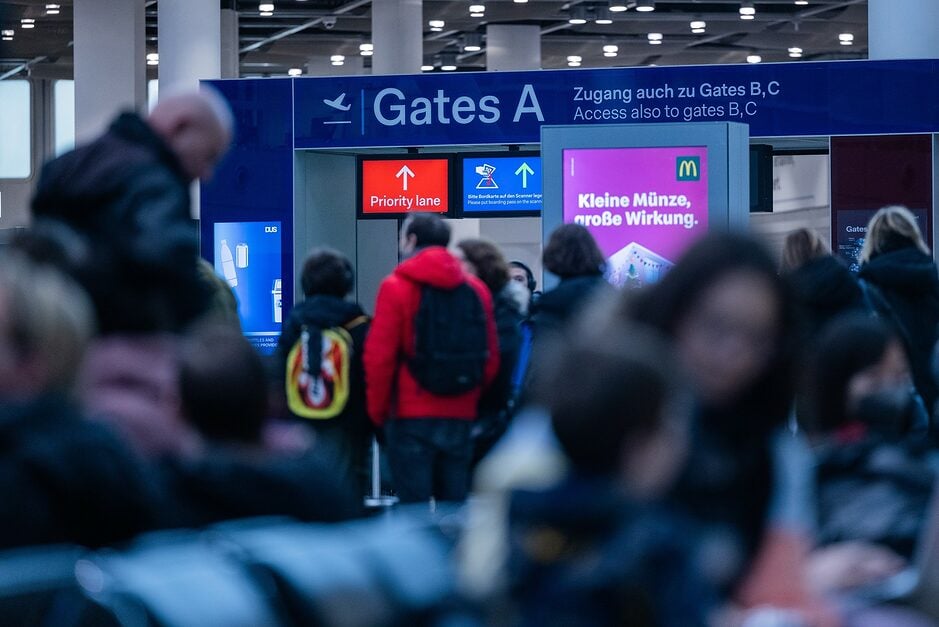 Flughafen Düsseldorf Weihnachten 2022 Winterferien