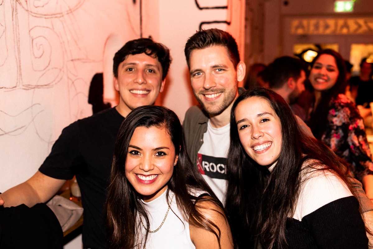 Keine Ausreden erlaubt: Auch an diesem Samstag wurde wieder stilecht in der Mezcaleria Rojo gefeiert.