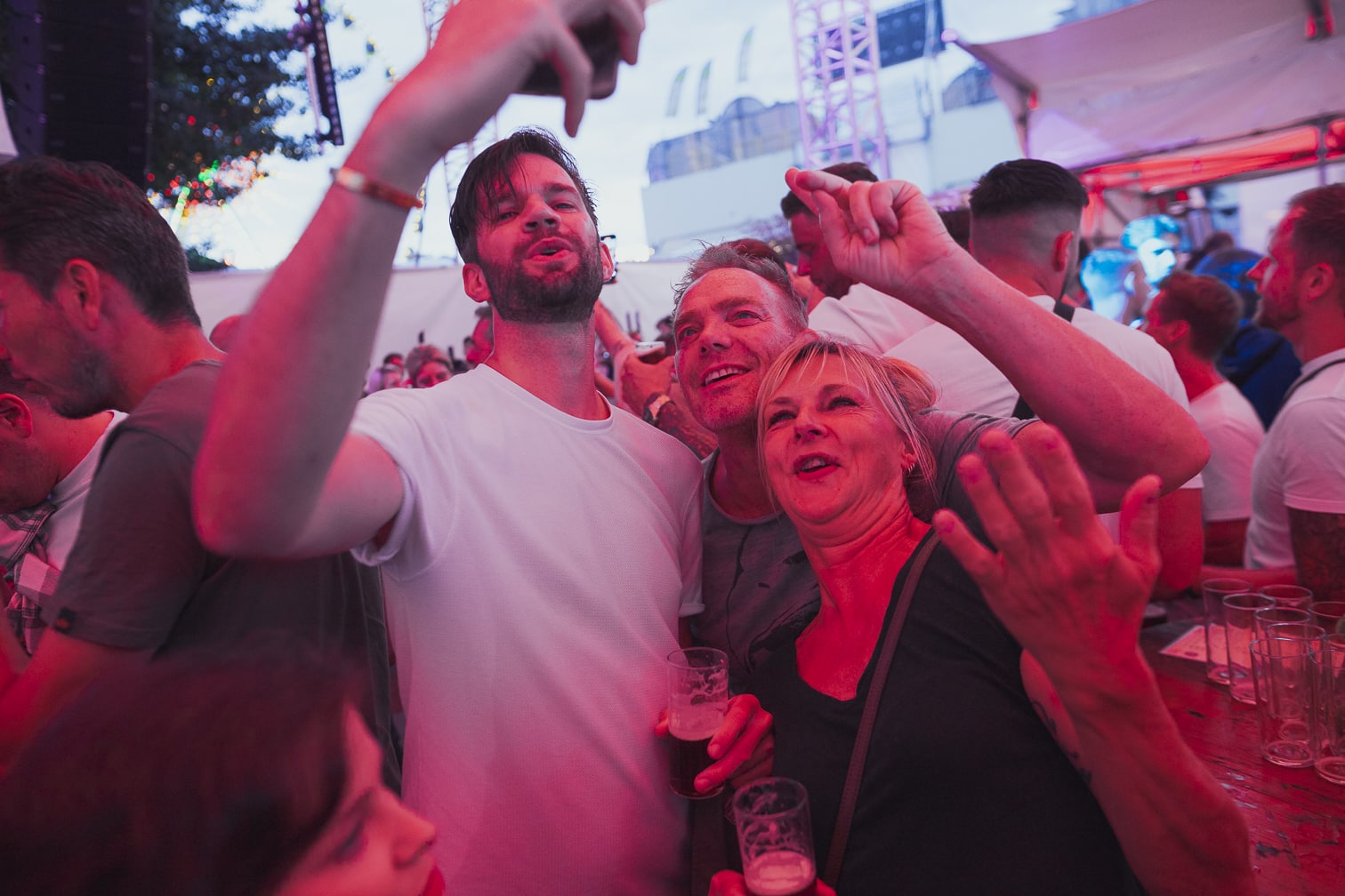 Rheinkirmes 2023: Theo Fitsos im Uerige-Zelt – alle Fotos vom 15. Juli