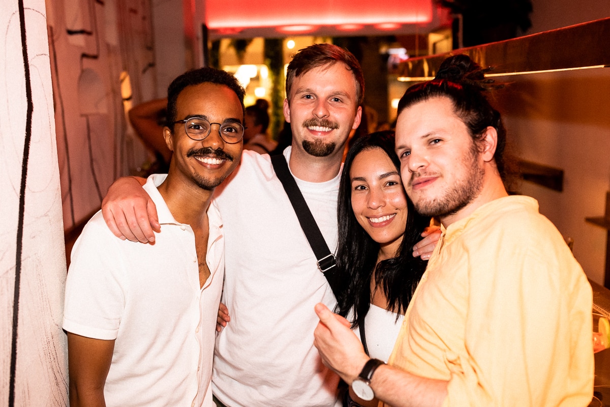 Mit dem Wochenende vor Augen war die Stimmung bestens in der Mezcaleria Rojo. 