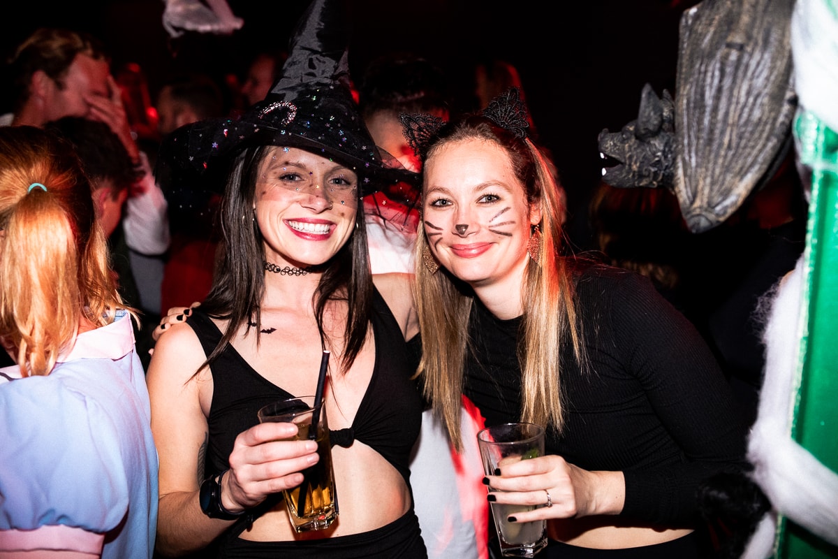 Zombie-Alarm zu Halloween in der Boston Bar: Die besten Bilder vom 31. Oktober