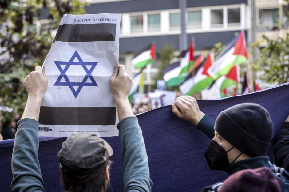 Nahostkonflikt – Pro-Palästina-Demonstration in Düsseldorf