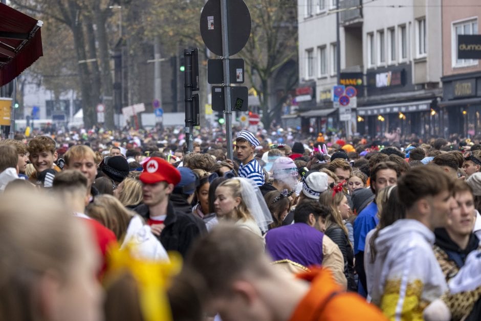 Karneval in Köln – Karnevalisten am 11.11.2023