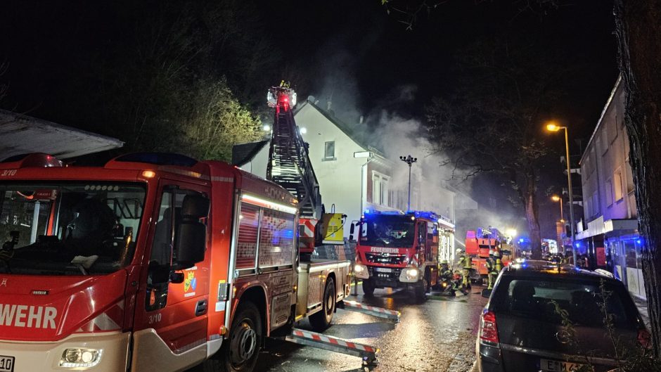 Verletzte bei Explosion in Wohnhaus in Essen