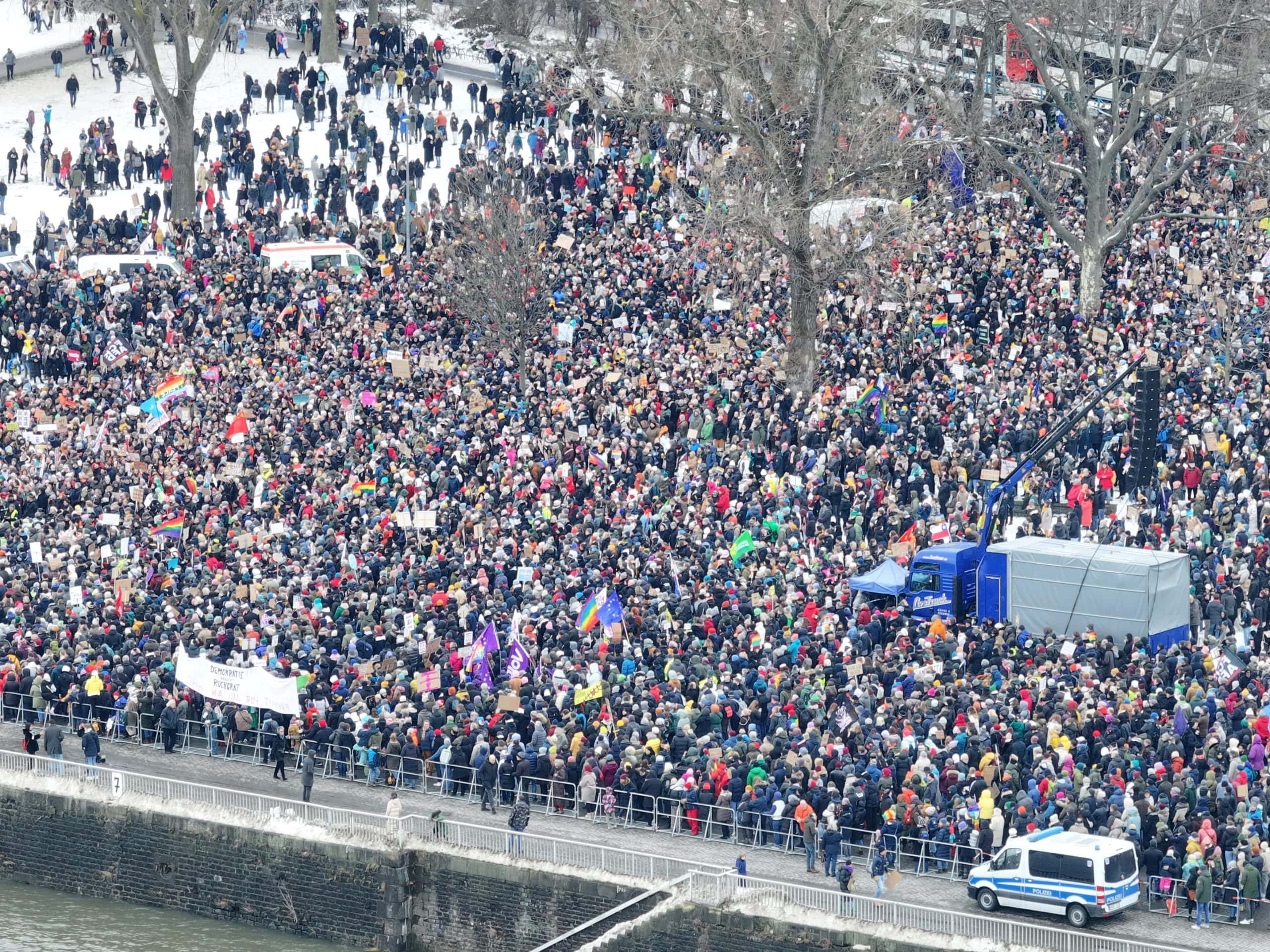 Ein Bild der Demo in Köln. 