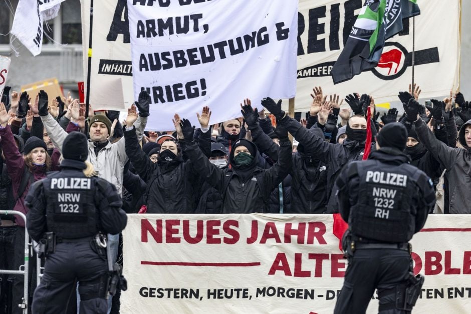 Neujahrsempfang der AfD Duisburg - Proteste