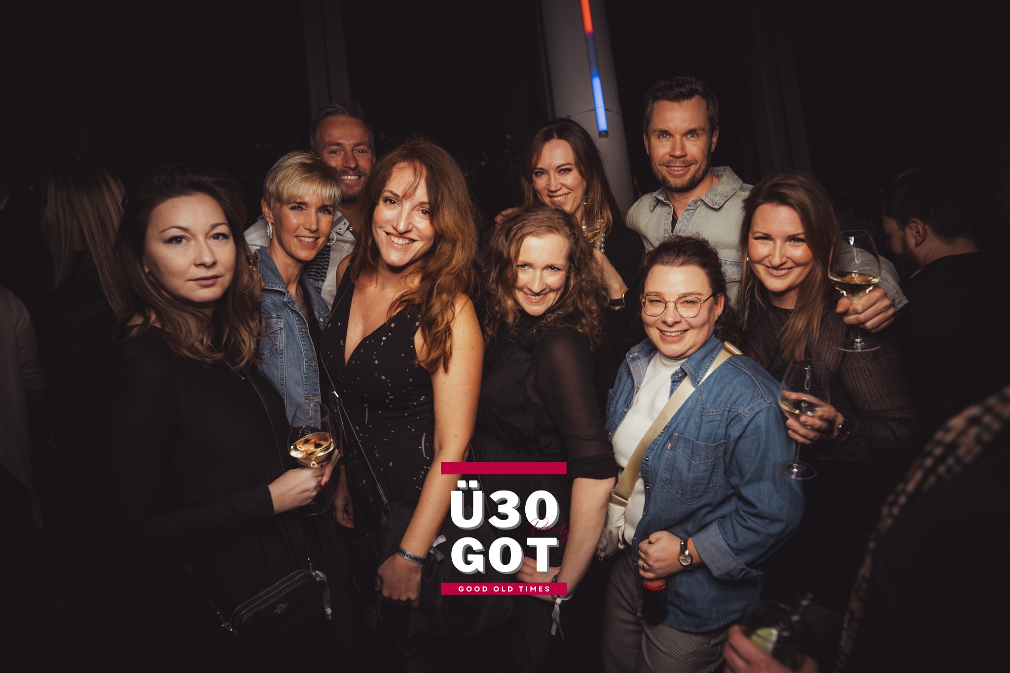 „Ü30 GOT“ im Rheinturm und der Nachtresidenz am Samstag, 13. Januar – die Fotos!