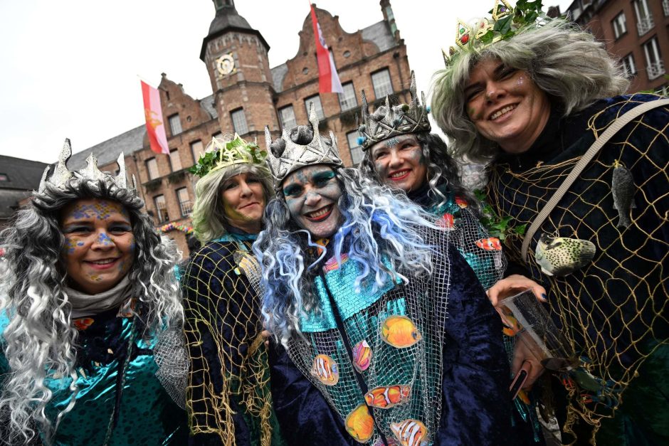 Altweiber Düsseldorf Karneval 2024