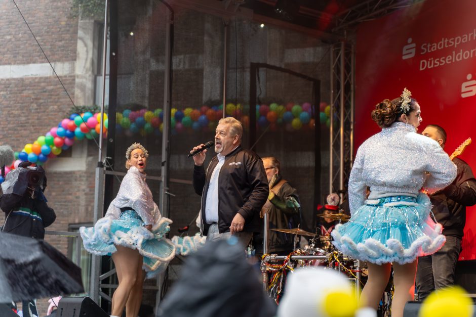 Karneval in Düsseldorf: Altweiber am 8. Februar 2024