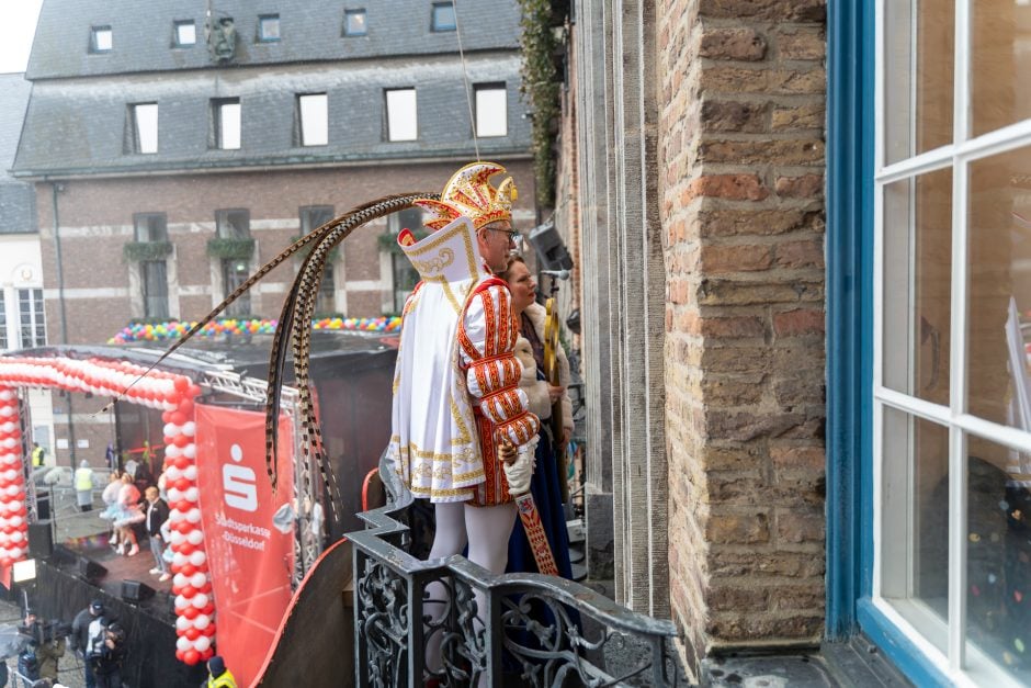 Karneval in Düsseldorf: Altweiber am 8. Februar 2024