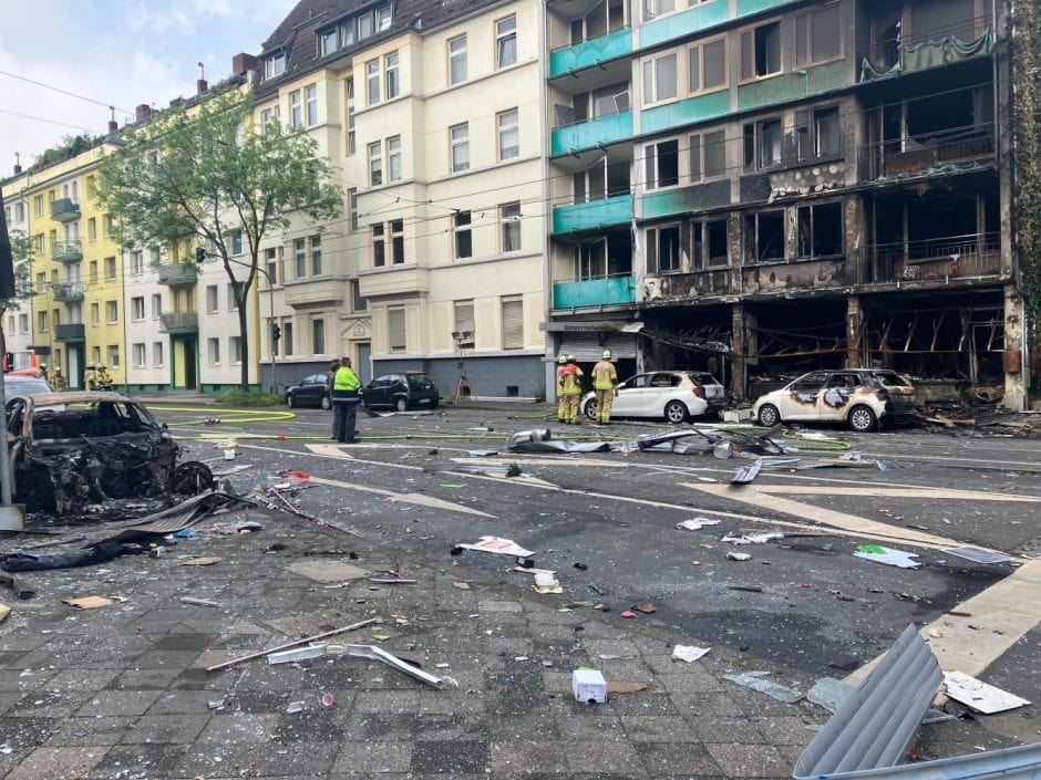 Tote und Verletzte bei Brand in Düsseldorf