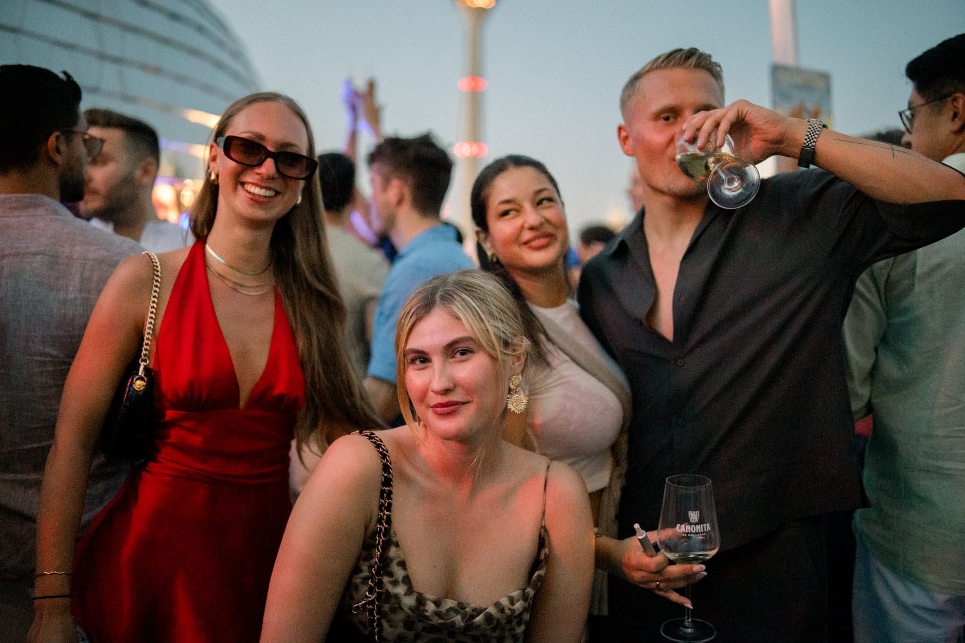 Düsseldorfer Afterwork-Party „Pebble’s“ im Medienhafen verabschiedet sich vom Sommer