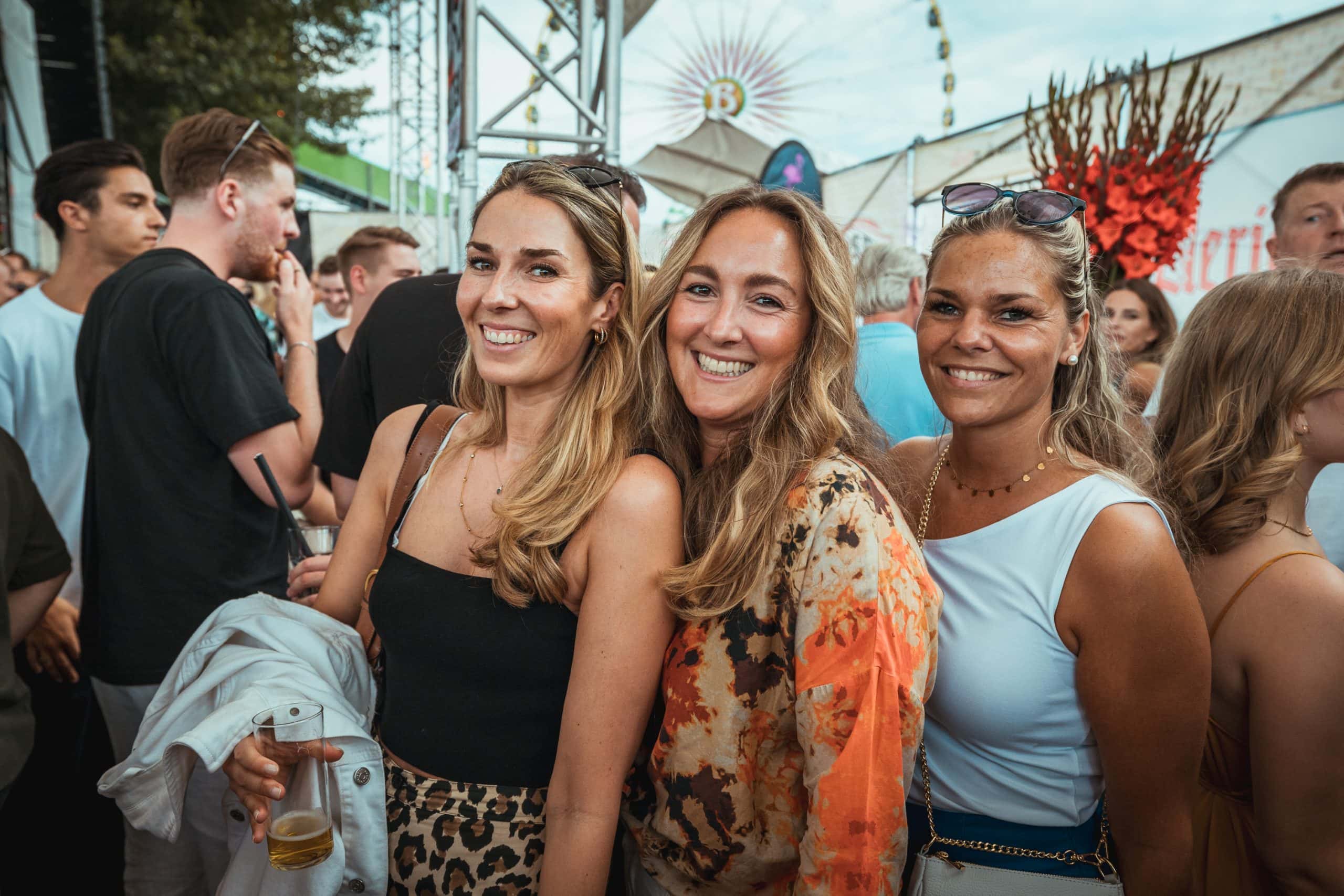 Rheinkirmes Düsseldorf 2024: Die besten Party-Bilder der Größten Kirmes am Rhein