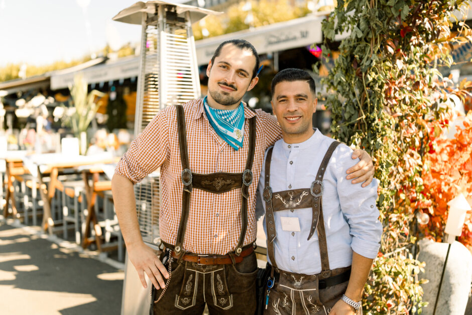 Bildergalerie: Oktoberfest in Düsseldorf: Fassanstich an den Kasematten am Samstag, 21. September 2024