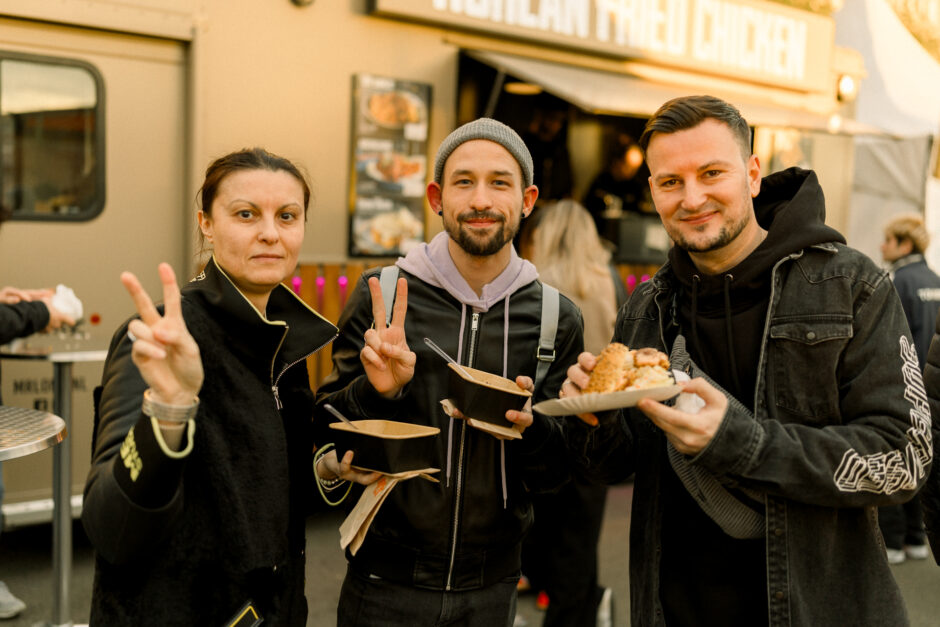 Bildergalerie: Japan & Korea Streetfood Festival in Düsseldorf: So schön wurde am Rheinufer geschlemmt